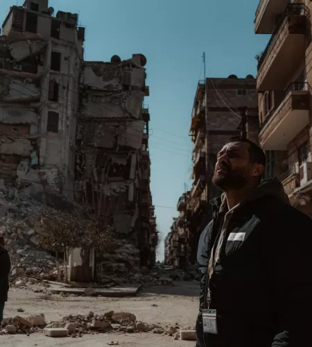 Zweites Erdbeben in Syrien: ZOAs Finanzmanager betrachten die Zerstörung in Aleppo
