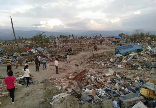 Verwüstung auf Sulawesi nach dem Erdbeben und Tsunami 2018.