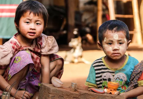 Gewalt in Myanmar: Kinder in Myanmar
